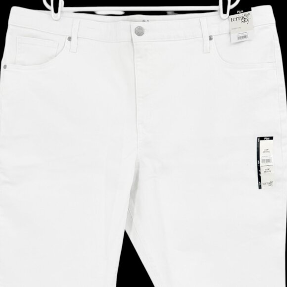 NWT Terra & Sky Womens Straight High Rise Stretch White Denim Jeans Plus Sz 24WP - Picture 3 of 9